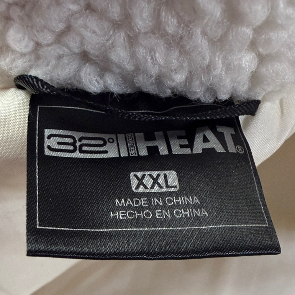 32 degrees cream Sherpa Jacket with pockets
size XXL - Picture 9 of 10